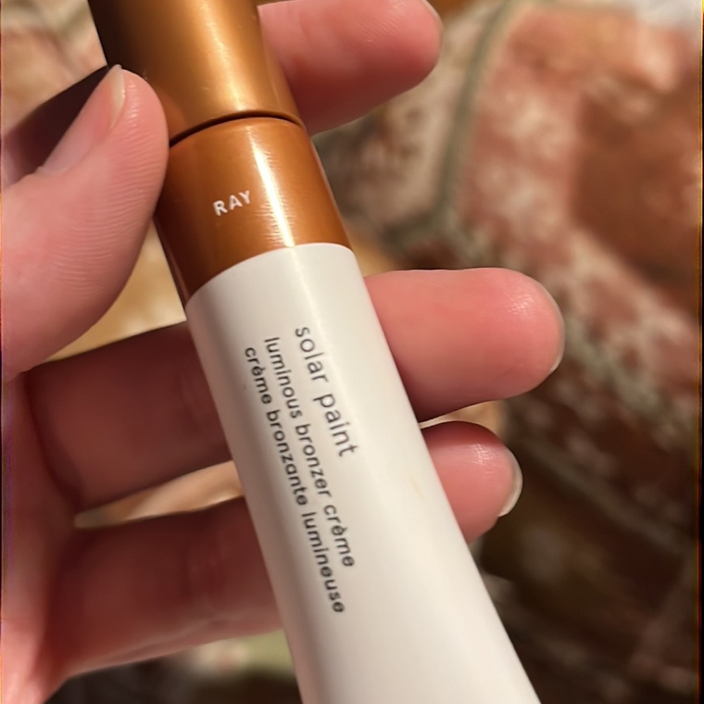 Glossier Solar Paint Bronzer “Ray”